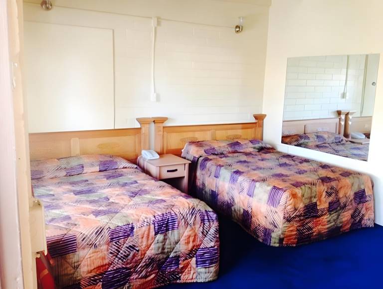 Oasis Motel — photo 5