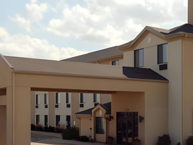 Comfort Inn & Suites Rochester South Mayo Clinic in Rochester, MN