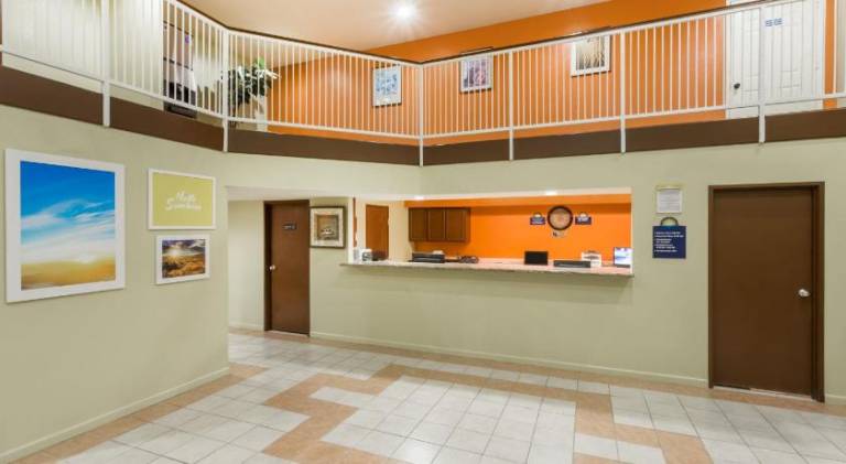 Days Inn by Wyndham Holbrook — photo 3