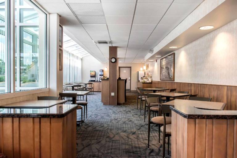 Days Inn by Wyndham Penn State — photo 4