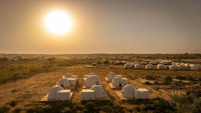 Tent with terrace, pool & barbeque in Jaisalmer