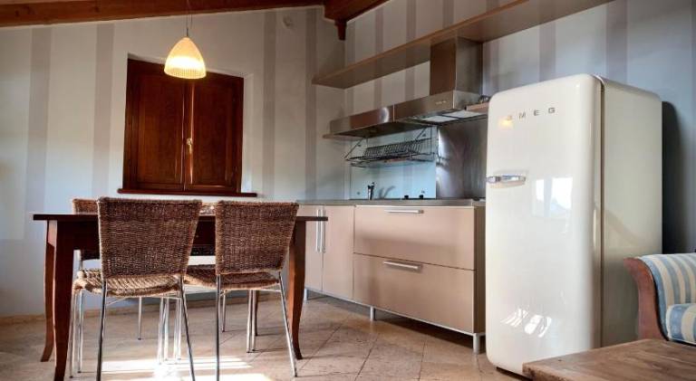 Lovely serviced apartment with garden, sauna & pool | Pets allowed — photo 5
