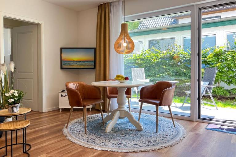 Ferienwohnung mit eigenem Gartenabschnitt und Terrasse — photo 2
