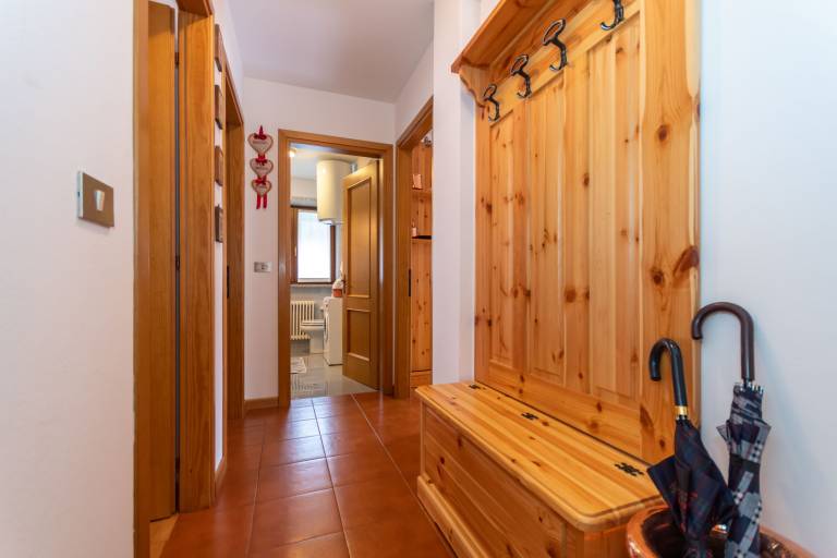 Rental apartment with 2 rooms for 6 persons — photo 2
