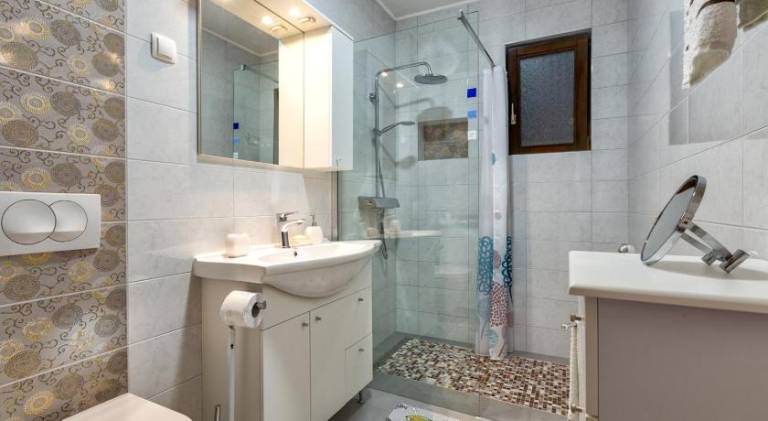Apartments Kira, Mali Losinj — photo 2