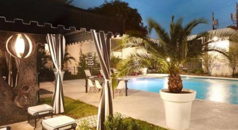 Adorable N Lamar Living, Pool and Comfort for All — photo 4