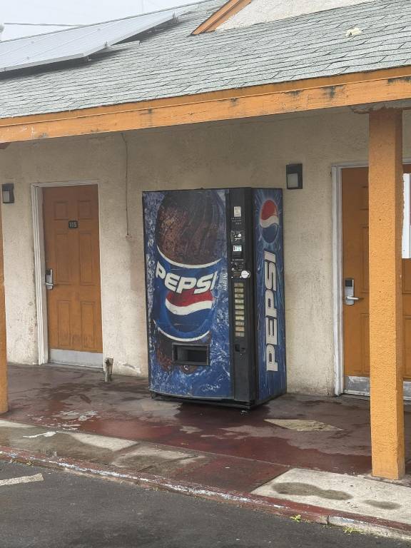 Gables Motel Near Fresno Yosemite — photo 2