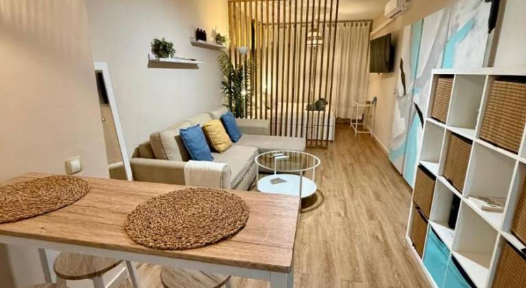 Apartment with jacuzzi | Good for workation — photo 2