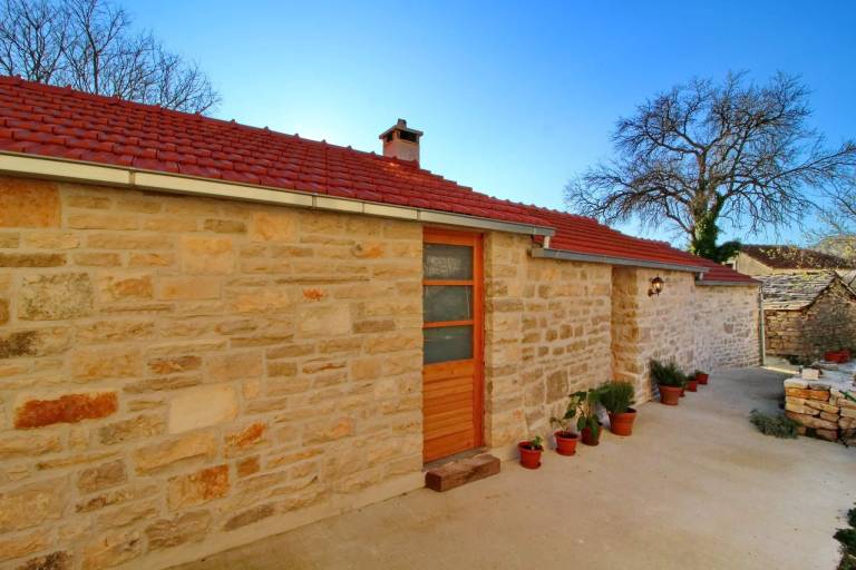 Ferienwohnung in Žrnovo, Žrnovska Banja f&uuml;r max. 2 Personen