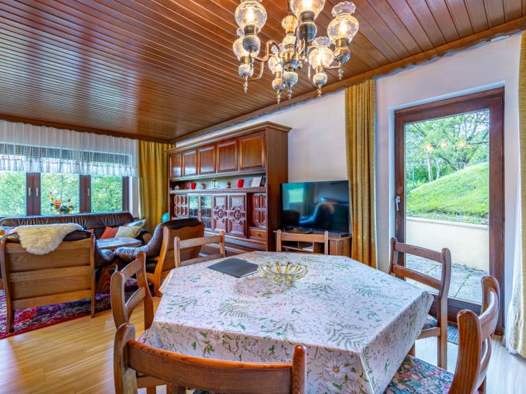Fully equipped vacation home with yard & terrace | Pet-friendly — photo 3