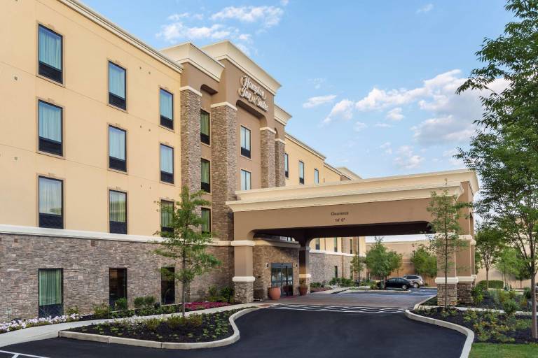 Hampton Inn & Suites Philadelphia Montgomeryville — photo 3