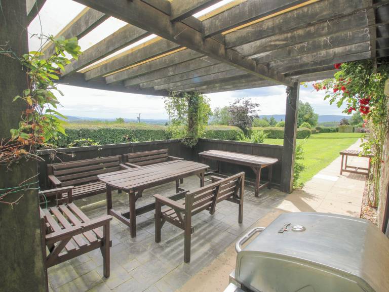 Cottage Craven Arms