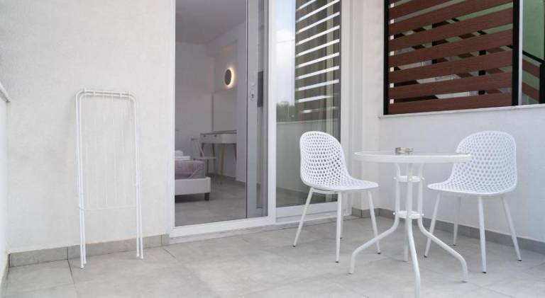Lovely rental apartment with terrace | Next to the beach | Good for workation | Pets are welcome — photo 3