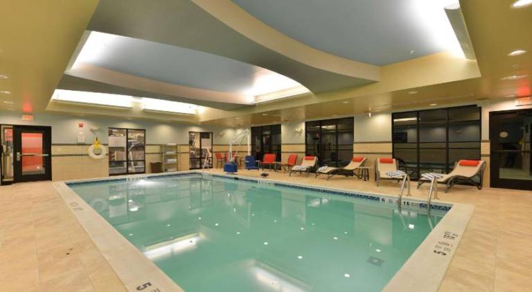 Hampton Inn Corning — photo 3