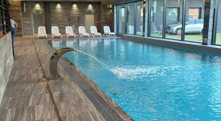 Blue Mare Dubai Kasprowicza 20B, FREE Parking, Pool, Jacuzzi, Sauna, Gym in Kolobrzeg