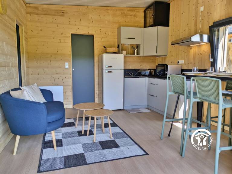 Peaceful Chalet at Camping de Coupeau for 4 Guests — photo 4