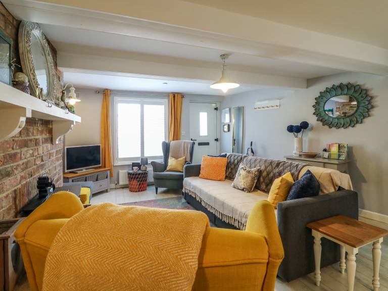 Children-friendly cottage | Beach view | Beach nearby | Dogs allowed — photo 4