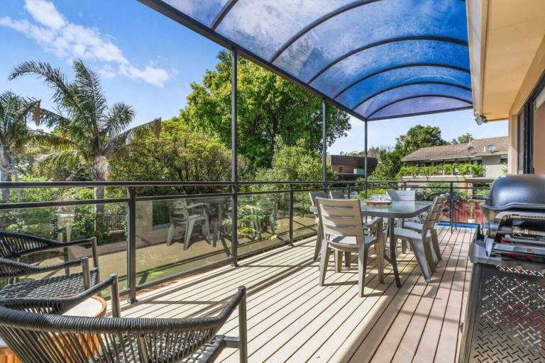 House  Frankston