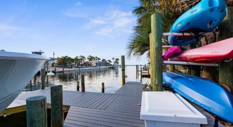 House with pool | Pets are welcome in Bradenton Beach, FL