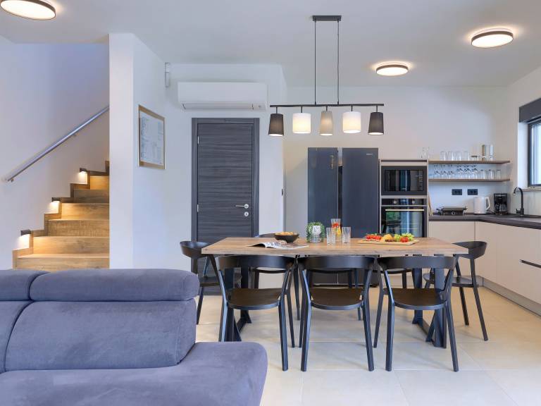 Fully equipped pleasant house with garden, private pool & patio | Dogs allowed — photo 3
