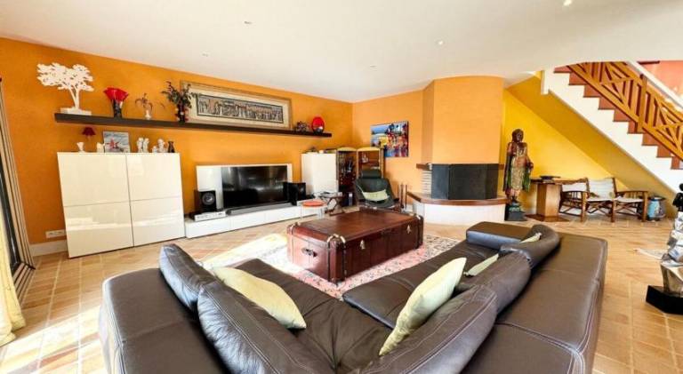 Beautiful vacation home with pool | Pets allowed — photo 2