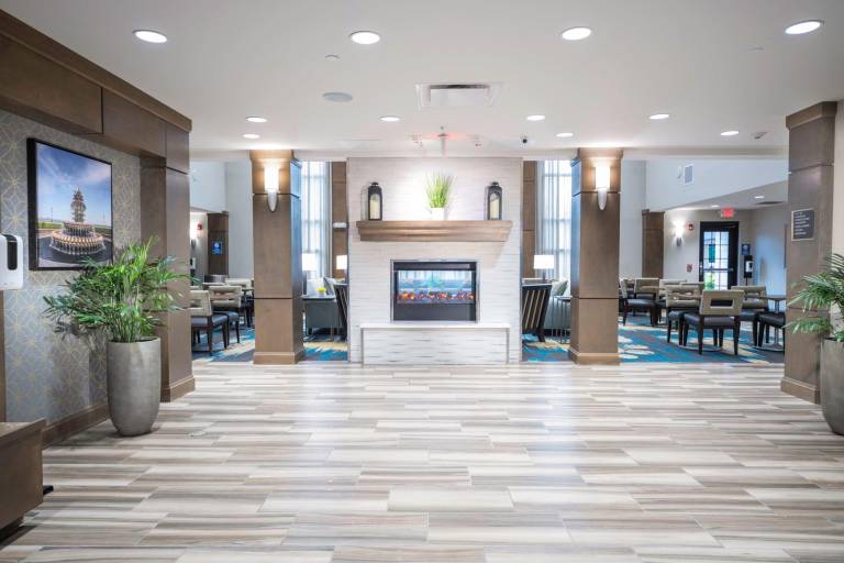 Staybridge Suites Summerville By IHG — photo 3