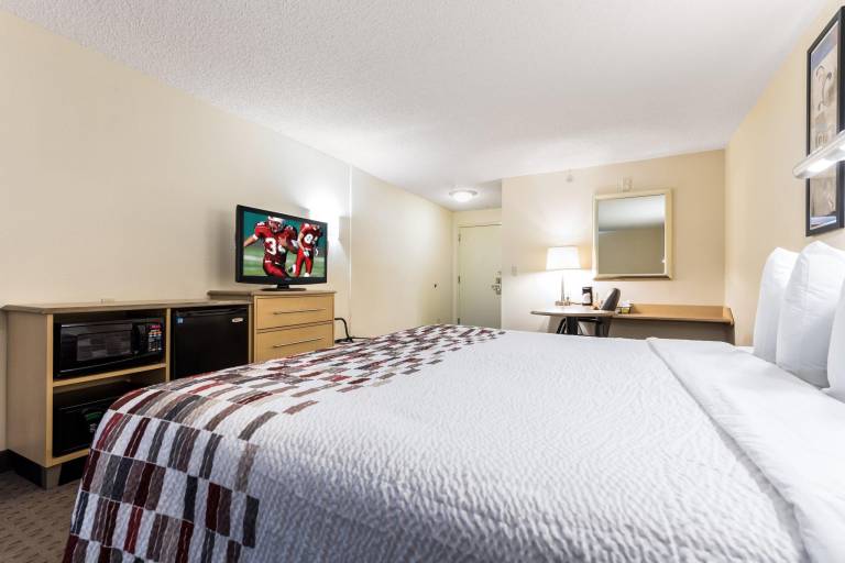 Red Roof Inn Cleveland Airport-Middleburg Heights in Middleburg Heights, OH