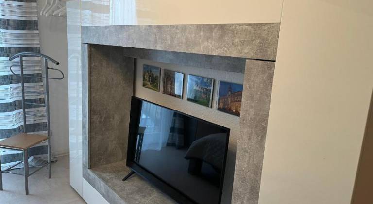 Apartment with jacuzzi — photo 2