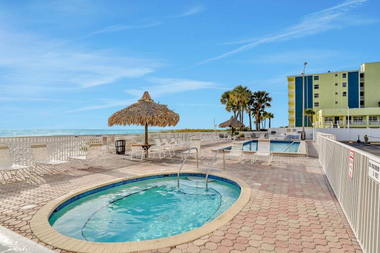 Condo Madeira Beach