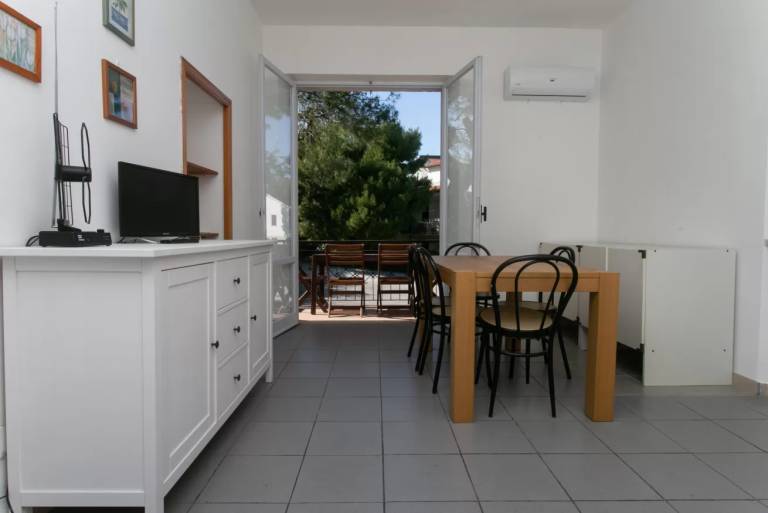 Rental apartment with terrace — photo 4