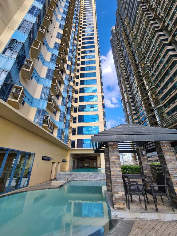 SnugglePod Condotel - Grand Riviera Suites, US Embassy Manila, Roxas Blvd in Manila