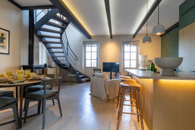 Vacation home with terrace | City view — photo 3