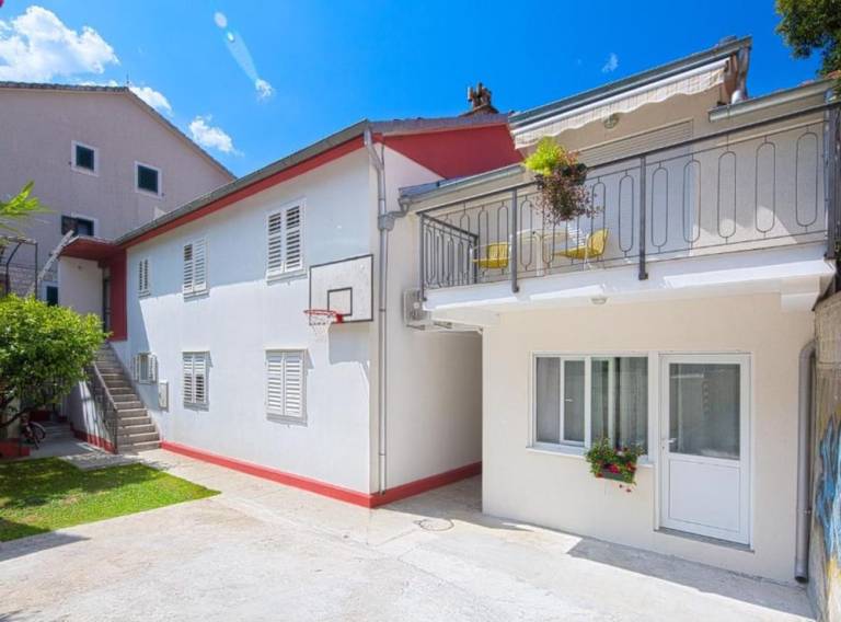 Apartment Dobrota