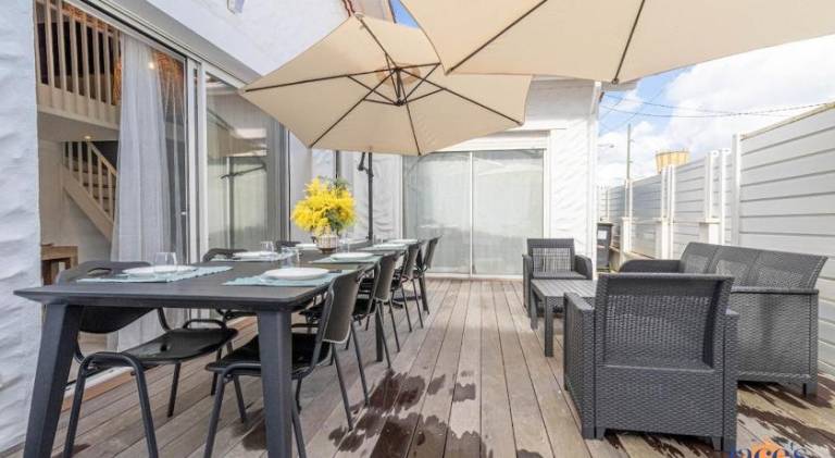 Fully equipped villa with grill & patio | Perfect for remote work | Dogs allowed — photo 3