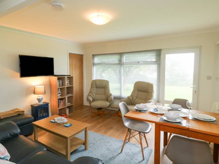 Family-oriented cottage with garden | Pets are welcome — photo 4