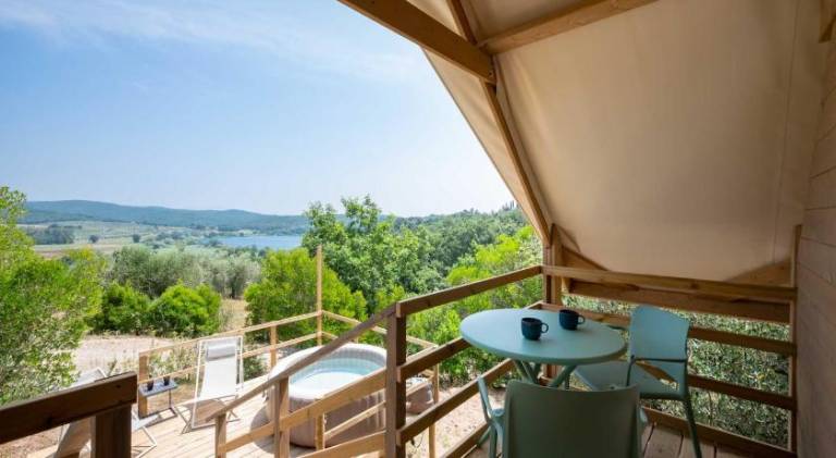 Tent with terrace, pool & yard | Pets allowed — photo 4