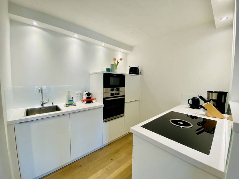 Luxus Unterkunft Proraloft 6 in Prora Düne 7 mit wohnungseigener Sauna und Kamin — photo 3