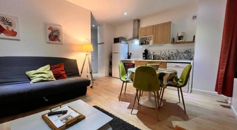 Holiday apartment with yard in La Bourboule