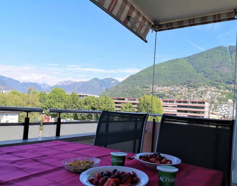 Locarno Lido 2 Zi Fewo mit grossem Balkon