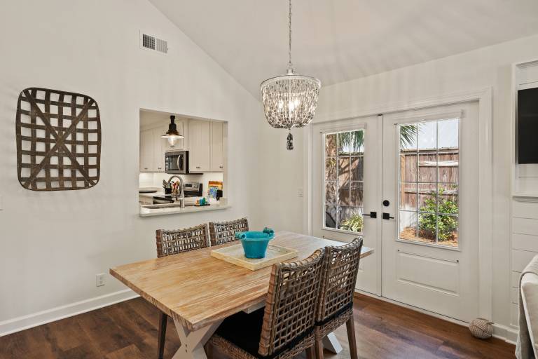 SSI Sunshine - 1157 Mallery St — photo 4