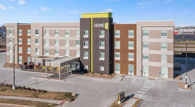 Home2 Suites by Hilton Cedar Rapids Westdale — photo 2
