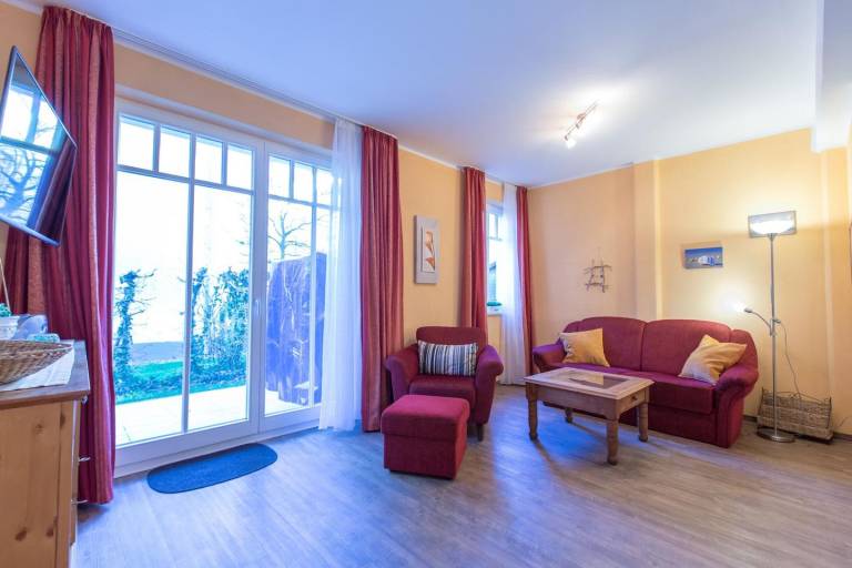 Willkommen in der Villa Senta. Willkommen im Ostseebad Kühlungsborn. — photo 2