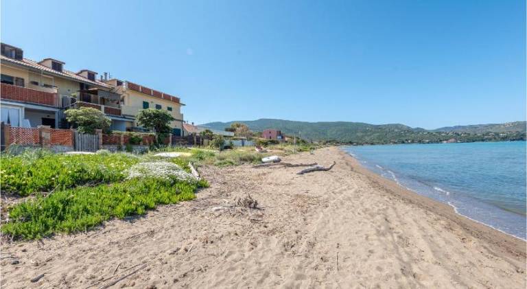 Holiday apartment with patio in Orbetello