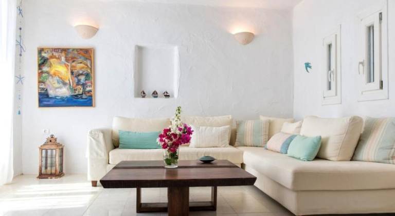 Villa with patio & yard | Beach nearby | Pet-friendly — photo 2