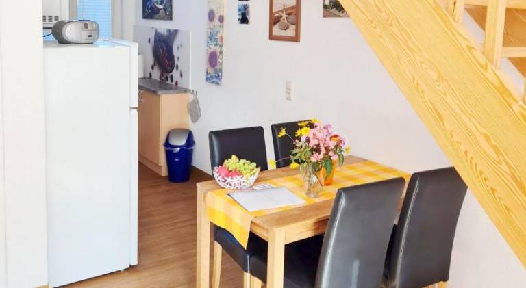 Holiday apartment with 2 rooms for 6 persons — photo 5