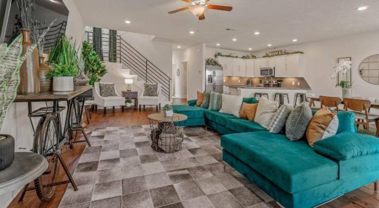 House with 3 rooms for 8 persons in College Station, TX