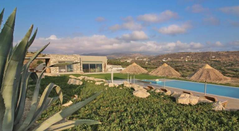 Beachfront villa Komos with heated pool — photo 5
