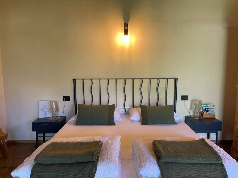 Room 'Farfarà' with Mountain View, Wi-Fi and Air Conditioning — photo 5