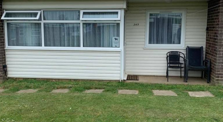 Chalet with 2 rooms for 4 persons — photo 5