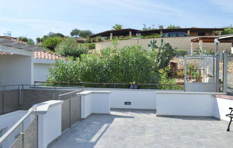 Family-oriented house with patio & barbeque | Sea view | Pets allowed — photo 4